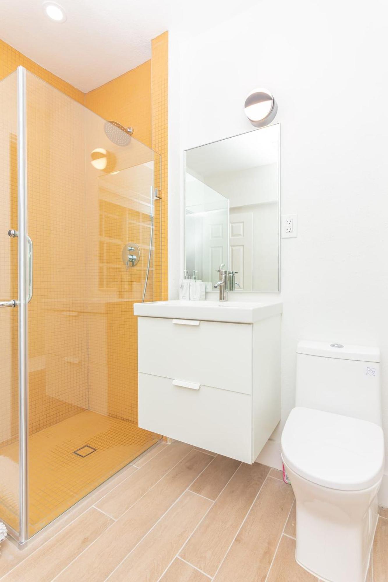 Large Stylish Studio Apartment In El Portal #3 Miami Exteriör bild